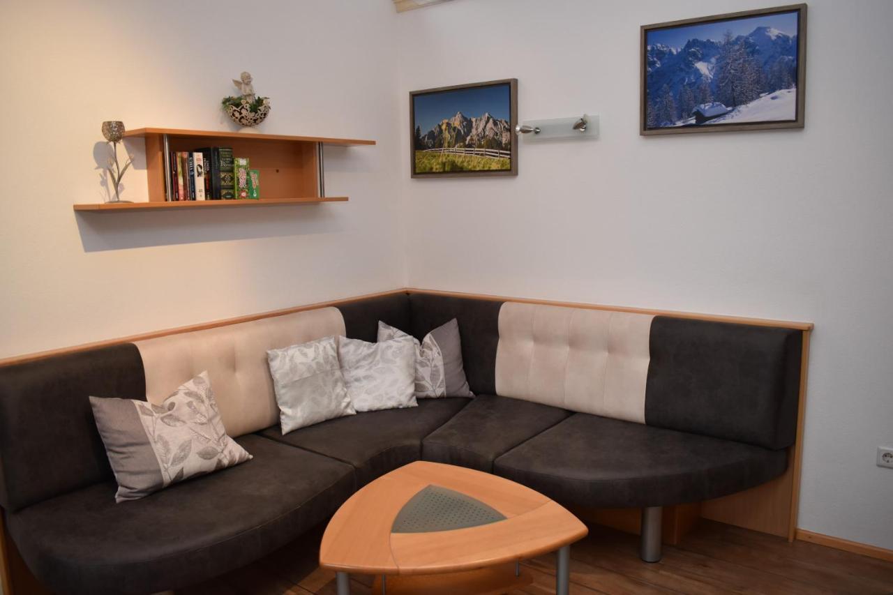 Апартаменти Haus Egger Нойштіфт-ім-Штубайталь Екстер'єр фото