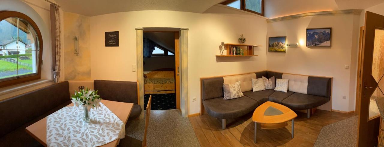 Апартаменти Haus Egger Нойштіфт-ім-Штубайталь Екстер'єр фото