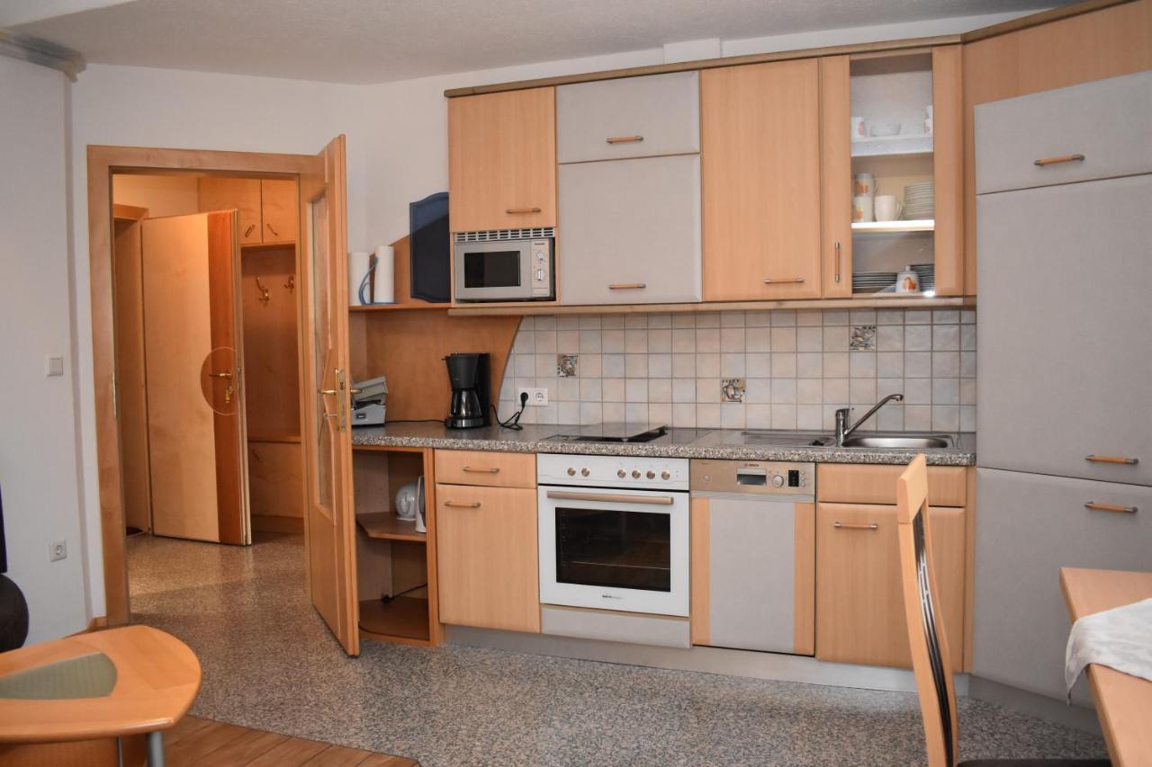 Апартаменти Haus Egger Нойштіфт-ім-Штубайталь Екстер'єр фото