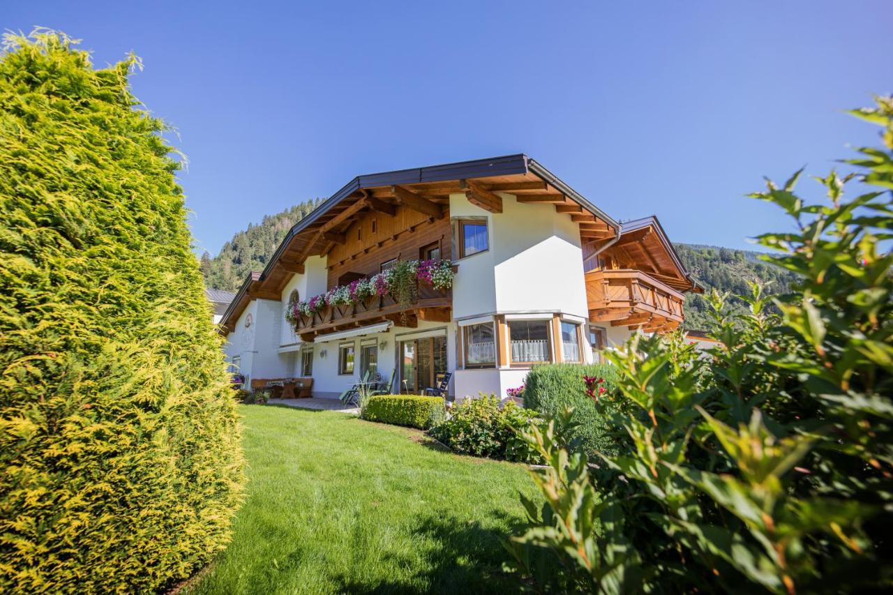 Апартаменти Haus Egger Нойштіфт-ім-Штубайталь Екстер'єр фото